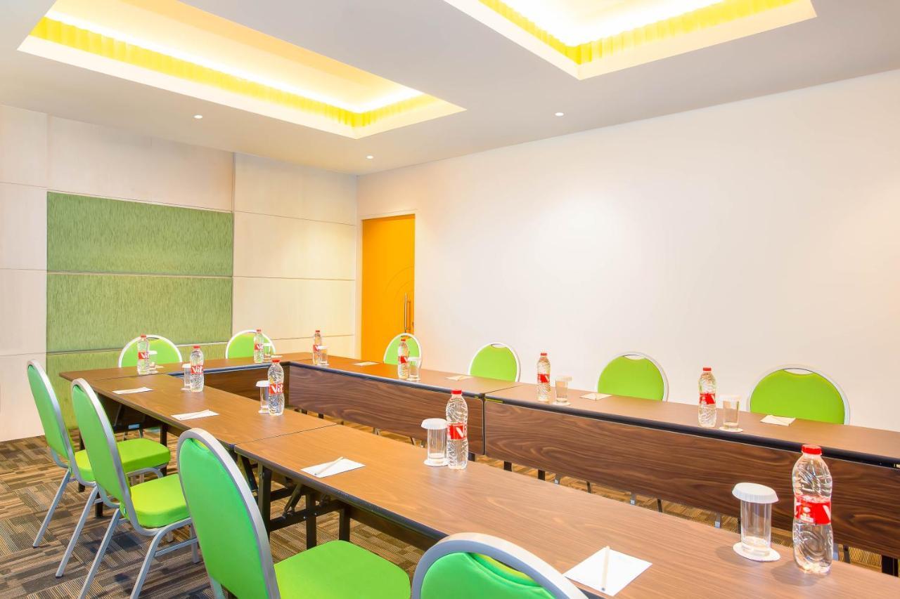 Zest Parang Raja Solo By Swiss-Belhotel International Bonorejo Ngoại thất bức ảnh
