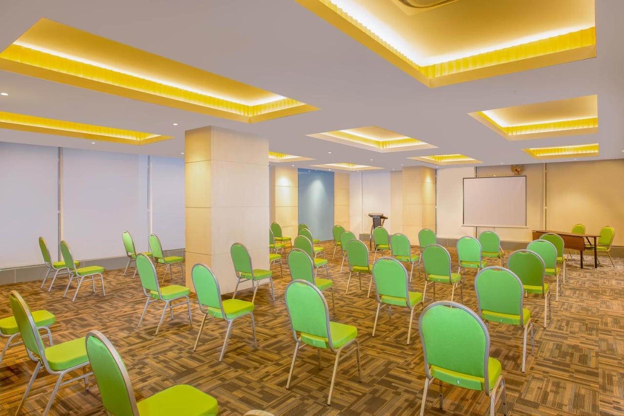 Zest Parang Raja Solo By Swiss-Belhotel International Bonorejo Ngoại thất bức ảnh